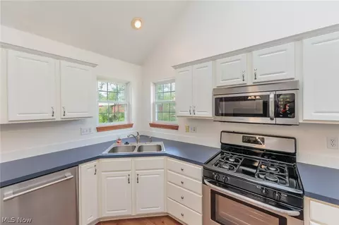 Kitchen - 3961 Kenneth Dr, Rootstown, OH 44272 photo 3 of 3