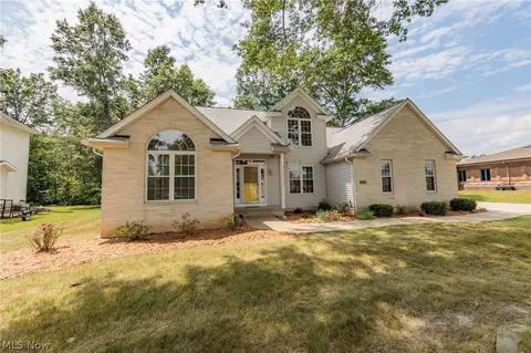 3961 Kenneth Dr, Rootstown, OH 44272