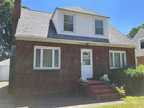 41 Davenport Ave, Akron, OH 44312