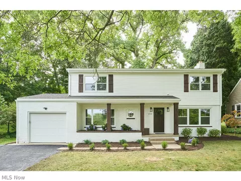 399 Mineola, Akron, OH 44313