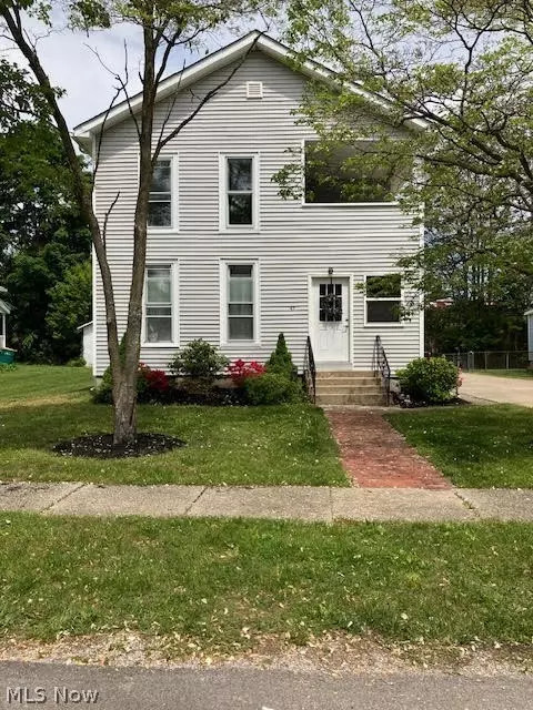 45 Tuttle Ct, Geneva, OH 44041
