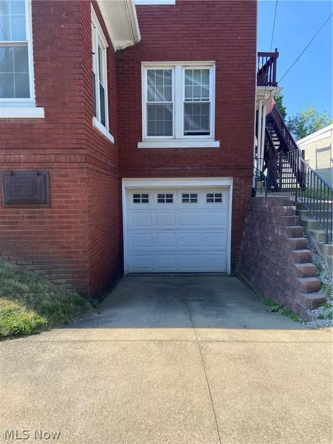 419 Broad Ave NW, Canton, OH 44708 photo 3