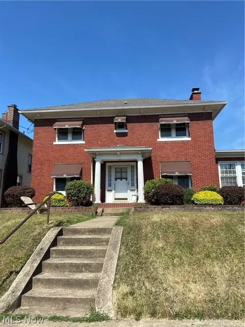 419 Broad Ave NW, Canton, OH 44708 photo 1