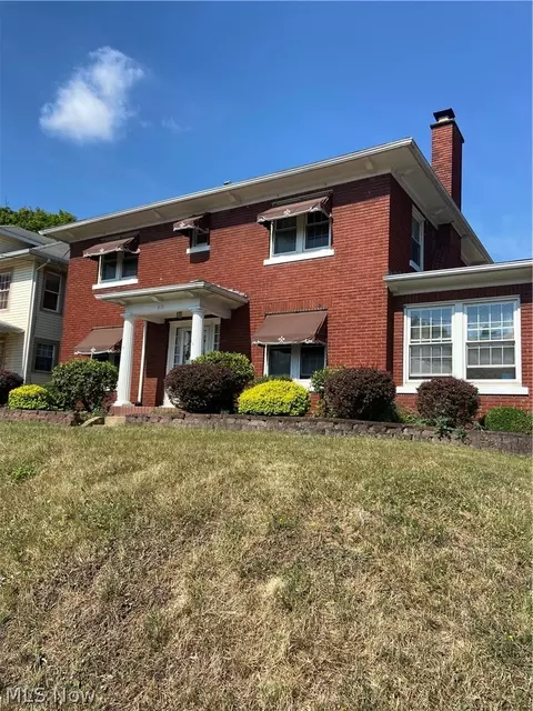 419 Broad Ave NW, Canton, OH 44708 photo 2