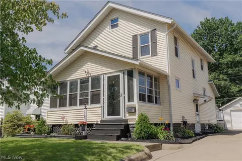 1780 Glenmount Ave, Akron, OH 44301 photo 3