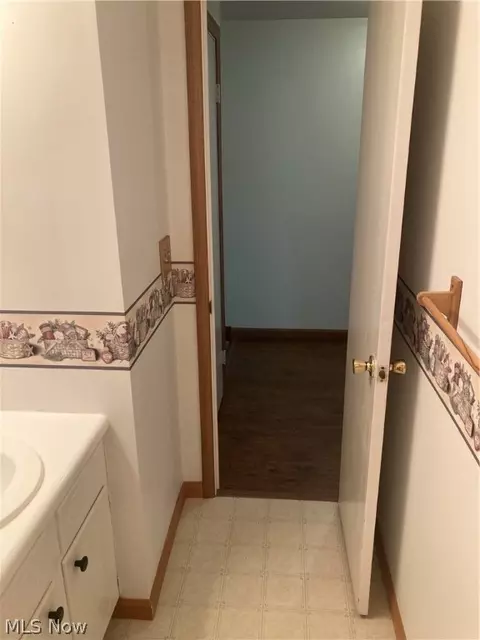 449 Colgate Ave, Elyria, OH 44035 photo 15