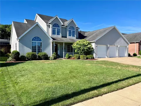1417 Boulevard Dr, Belpre, OH 45714