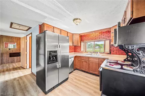Kitchen - 4573 Elberta Rd, Perry, OH 44081 photo 2 of 2