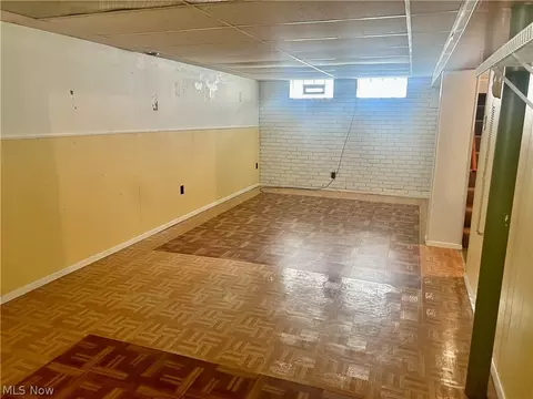 30001 Phillips Ave, Wickliffe, OH 44092 photo 16