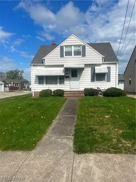 30001 Phillips Ave, Wickliffe, OH 44092
