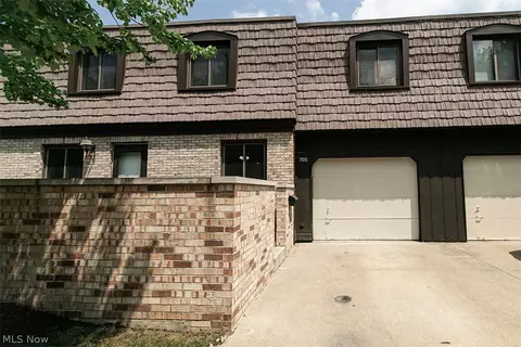 705 Tollis, Broadview Heights, OH 44147