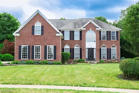 4498 Vista Cir, Kent, OH 44240