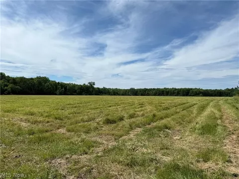 V/l 4 Leroy Center Road, Thompson, OH 44086