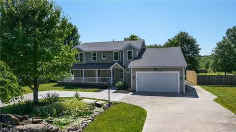 12450 Abbey Rd, North Royalton, OH 44133