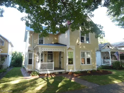 525 Sixth St, Marietta, OH 45750
