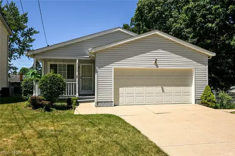 340 Sieber Ave, Akron, OH 44312