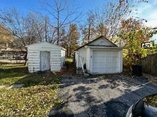 5687 Davis Dr, Mentor On The Lake, OH 44060 photo 12