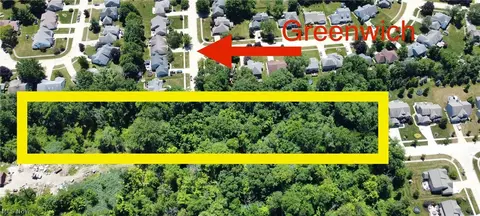 9890 Webster Rd, Strongsville, OH 44136