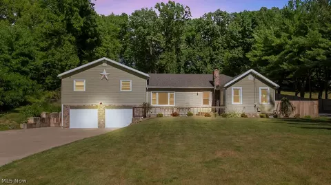 2400 Sunnybrook Rd, Mogadore, OH 44260