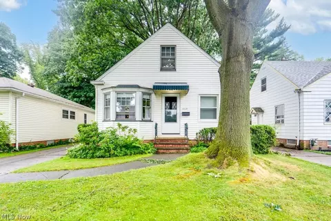 4329 Garwood Rd, Cleveland, OH 44109