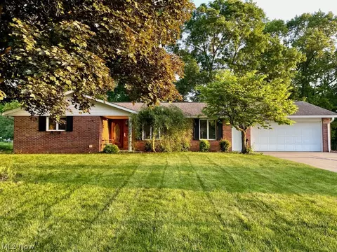 9692 Hess Mill Rd, Bolivar, OH 44612