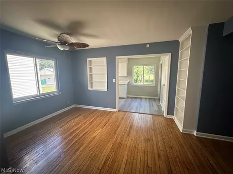 5175 Erwin St, Maple Heights, OH 44137 photo 18