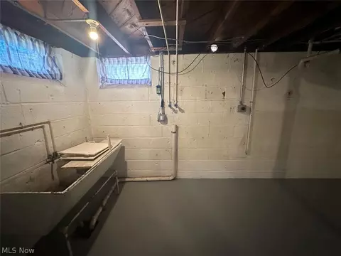5175 Erwin St, Maple Heights, OH 44137 photo 35