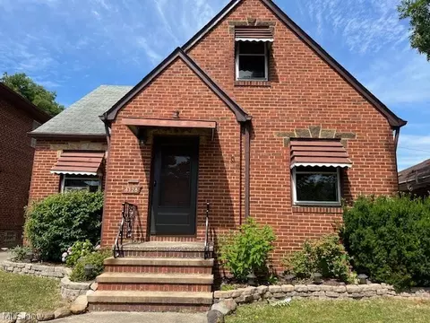 4128 W 56th St, Cleveland, OH 44144