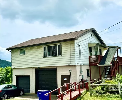 407 Palissey St, East Liverpool, OH 43920