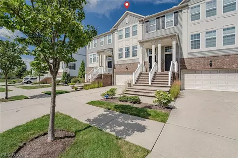 6350 Park Pointe Ct, Pepper Pike, OH 44124