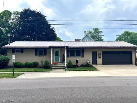 108 S Adams St, Loudonville, OH 44842