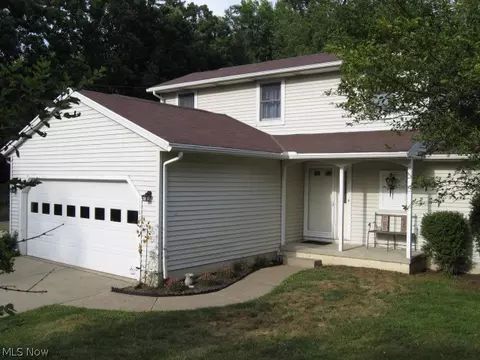 1166 Bass Cir NW, Canton, OH 44708