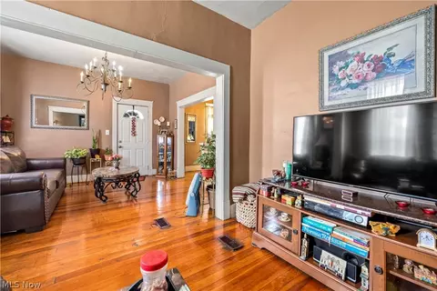 315 E 22nd St, Lorain, OH 44052 photo 24