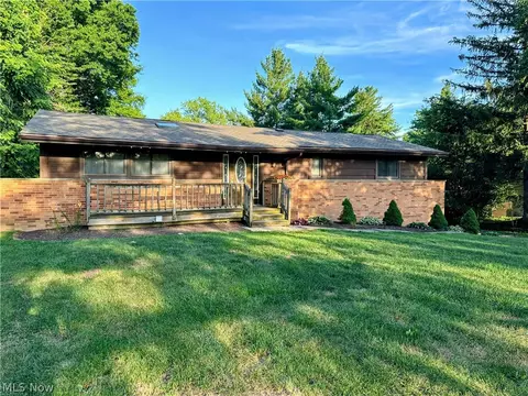 5855 Liberty Rd, Solon, OH 44139