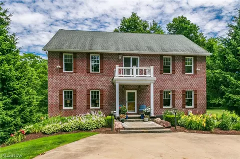 11361 Sperry Rd, Chesterland, OH 44026