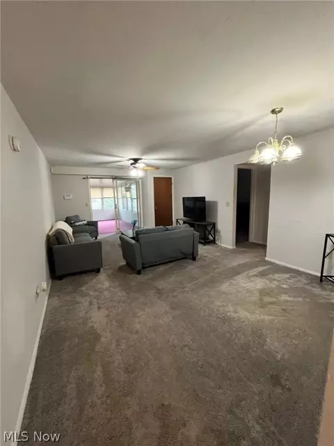 8945 W Ridge Rd, Elyria, OH 44035 photo 10