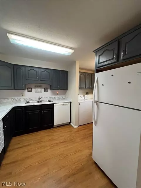 8945 W Ridge Rd, Elyria, OH 44035 photo 6