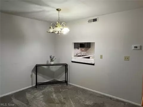 8945 W Ridge Rd, Elyria, OH 44035 photo 11