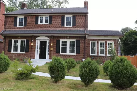 1183 Avon St, Akron, OH 44310