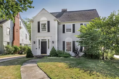 3303 Aberdeen Rd, Shaker Heights, OH 44120