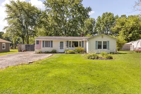 33665 Henwell Rd, Columbia Station, OH 44028
