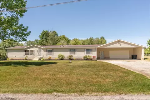 1307 Meyerson Ave SE, Canton, OH 44707