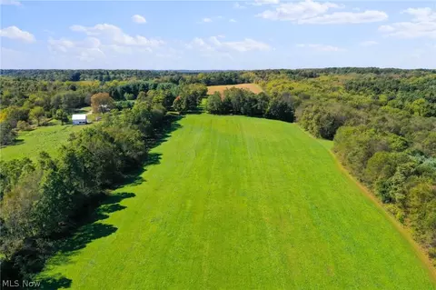 9999 Earlywine Rd, Walhonding, OH 43843