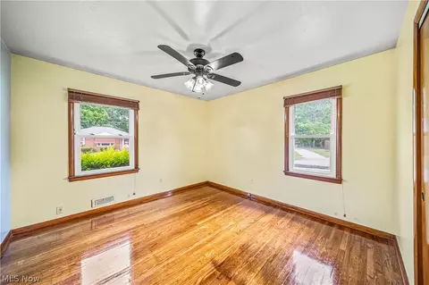 528 Nancy Dr, Berea, OH 44017 photo 13