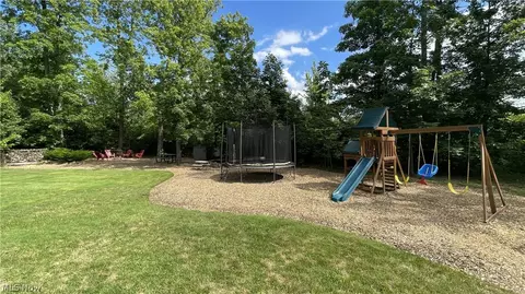 390 Celia Ln, Madison, OH 44057 photo 30