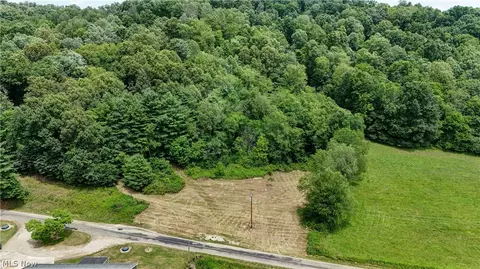 Anderson Road Ne, Frazeysburg, OH 43822