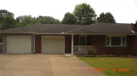 1100 47th, Vienna, WV 26105