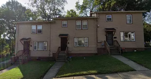 29 Zents Ave, Youngstown, OH 44505