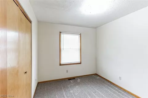 4248 Laurel Rd, Lorain, OH 44055 photo 13