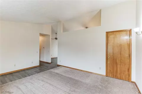 4248 Laurel Rd, Lorain, OH 44055 photo 5